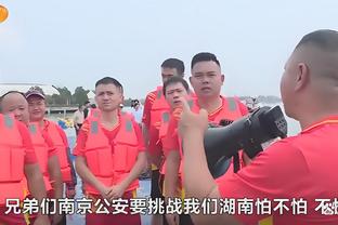 媒体人晒球迷与蓉城客服聊天截图，后者回应涨价是为更好防止黄牛